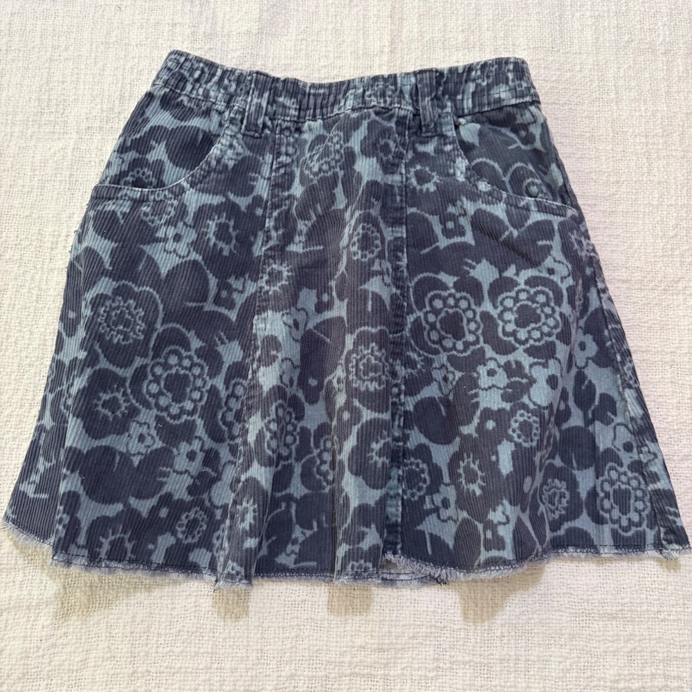 Garnet Hill Girls Blue Floral Corduroy Skirt Size 4 Frayed Hem A-Line